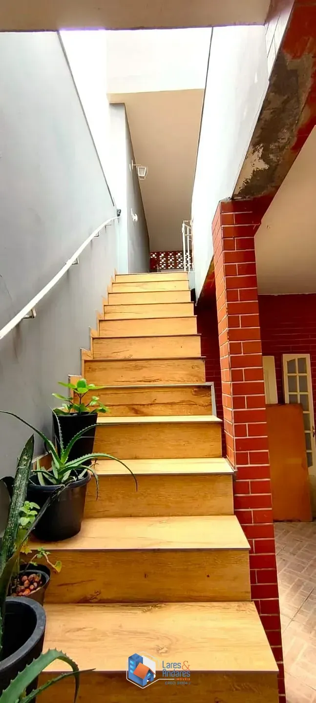 Imagem SOBRADO À VENDA, COM 140 M² COM 4 DORMS, SENDO 2 SUÍTES, AMPLA ÁREA EXTERNA, 2 VAGAS DE GARAGEM - JARDIM MARACANÃ, SÃO PAULO
