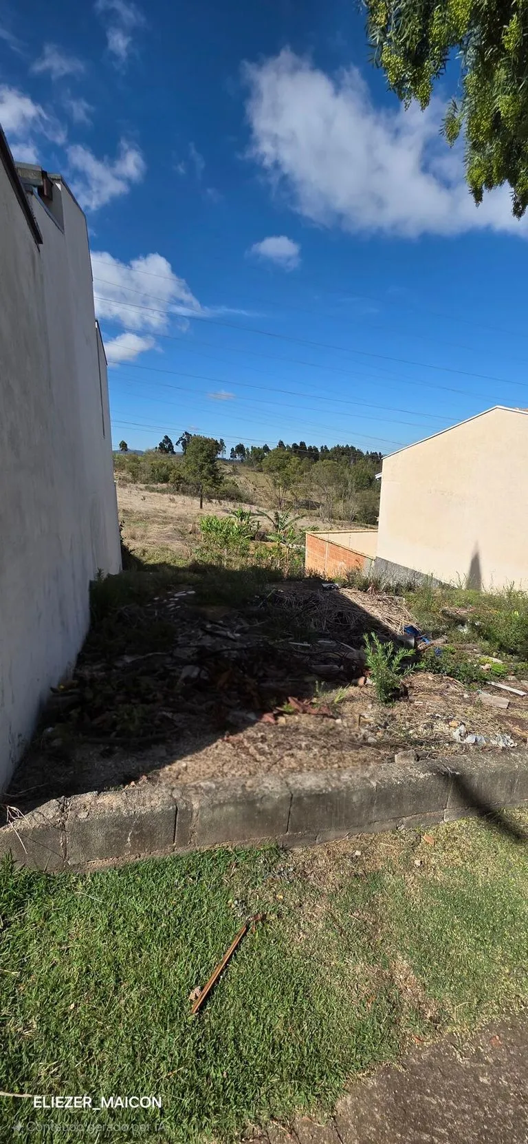 Imagem Terreno a venda no bairro campo das aroeiras em Poços de Caldas - MG