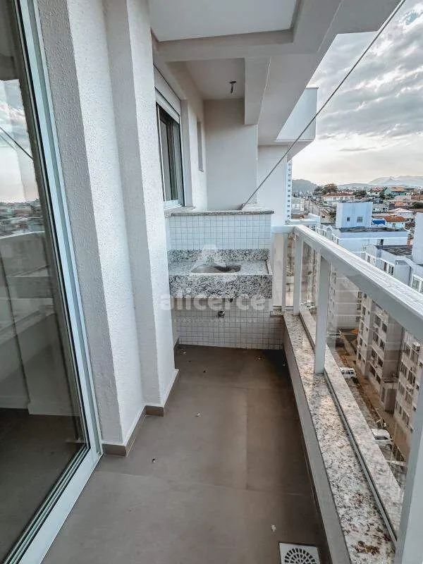 Imagem Apartamento vista mar l 2 dormitórios, 1 suíte l 73,32m² l Ipiranga - São José/SC