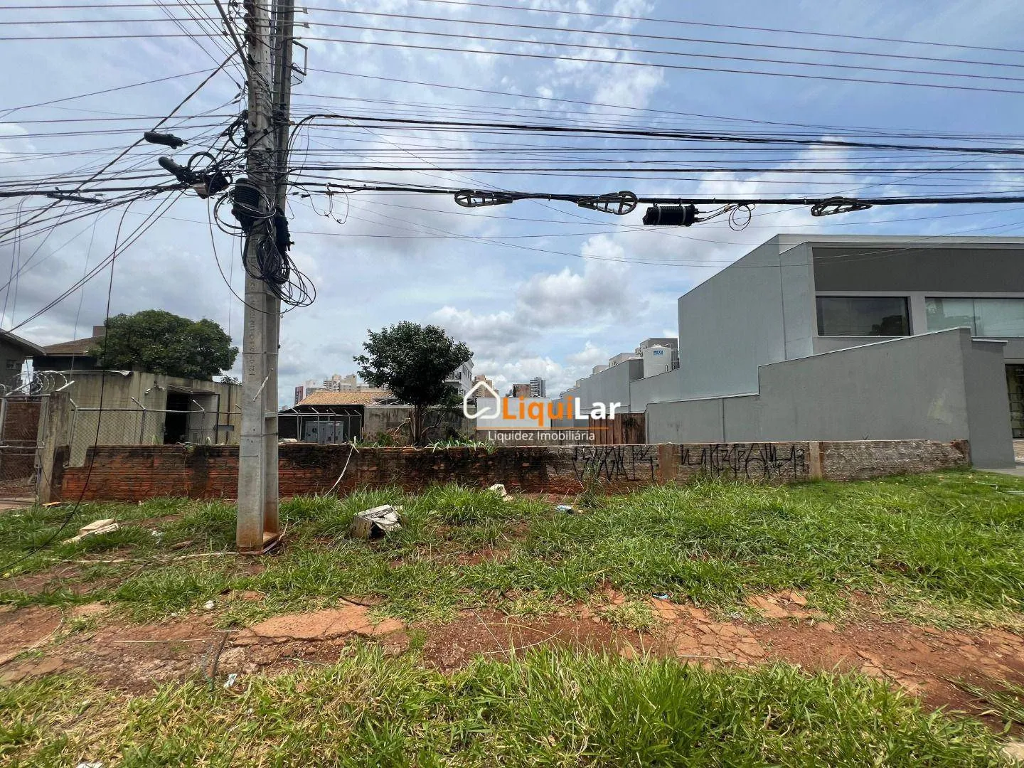 Foto do imóvel Terreno Amplo de 432 m² em Localização Privilegiada no Chácara Cachoeira