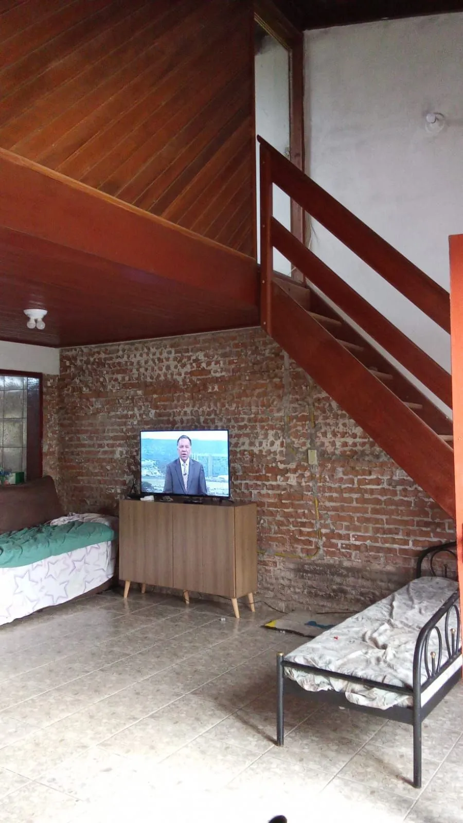 Imagem Casa de 3 dormitórios a Venda no Bairro Ponta Grossa - Porto Alegre
