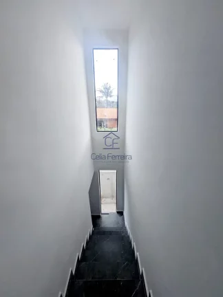 Imagem Excelente sobrado novinho em condomínio fechado - Pontal Santa Marina - Caraguatatuba/SP