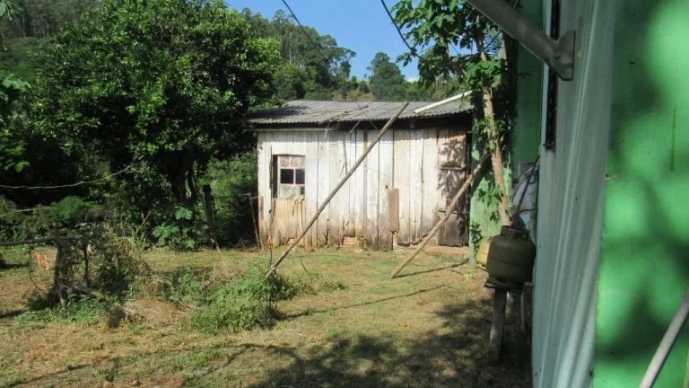 Imagem Casa para Venda em Peritiba, Rural, 3 dormitórios, 2 banheiros