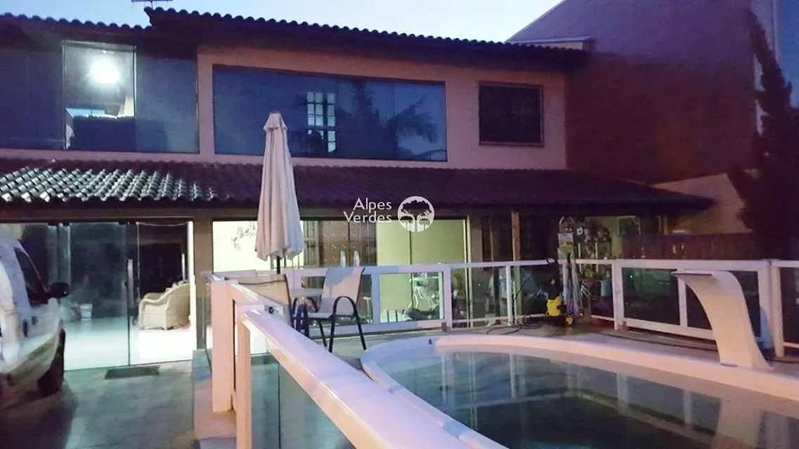 Foto do imóvel Casa à venda por R$ 1.200.000 - Centro - Tramandaí/RS