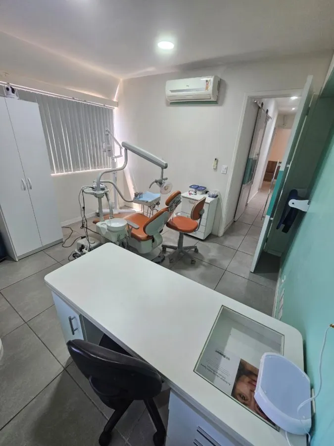 Imagem Sala Comercial para Venda em Rio de Janeiro, Barra da Tijuca, 1 banheiro, 1 vaga