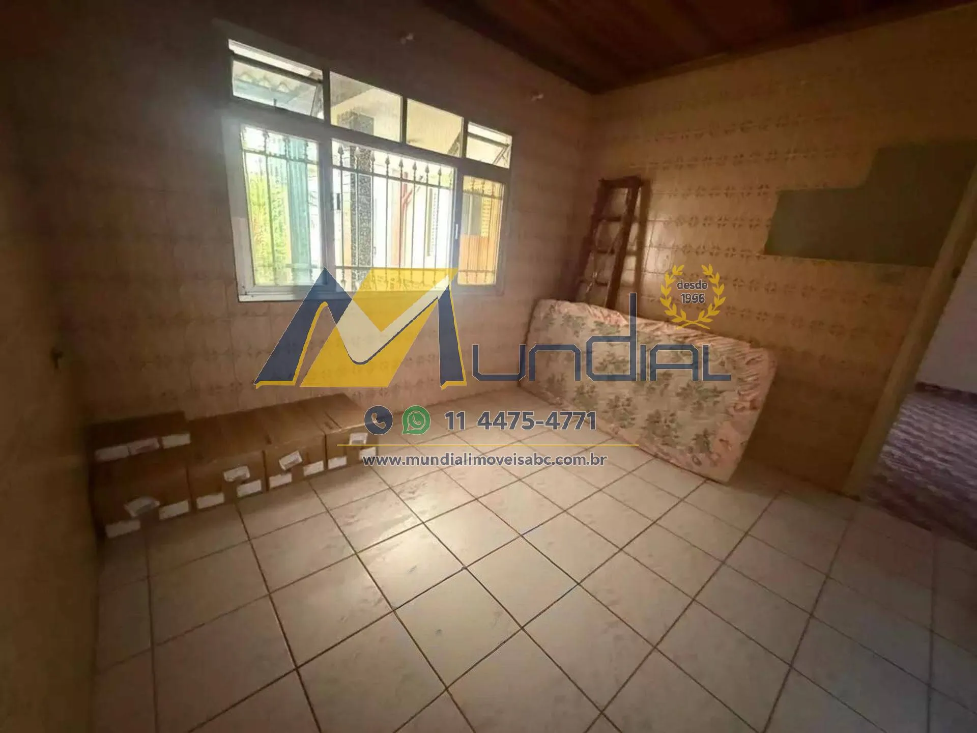 Imagem asa Térrea à Venda no Jardim Santo Alberto - 300 m² de Terreno e 7 Vagas