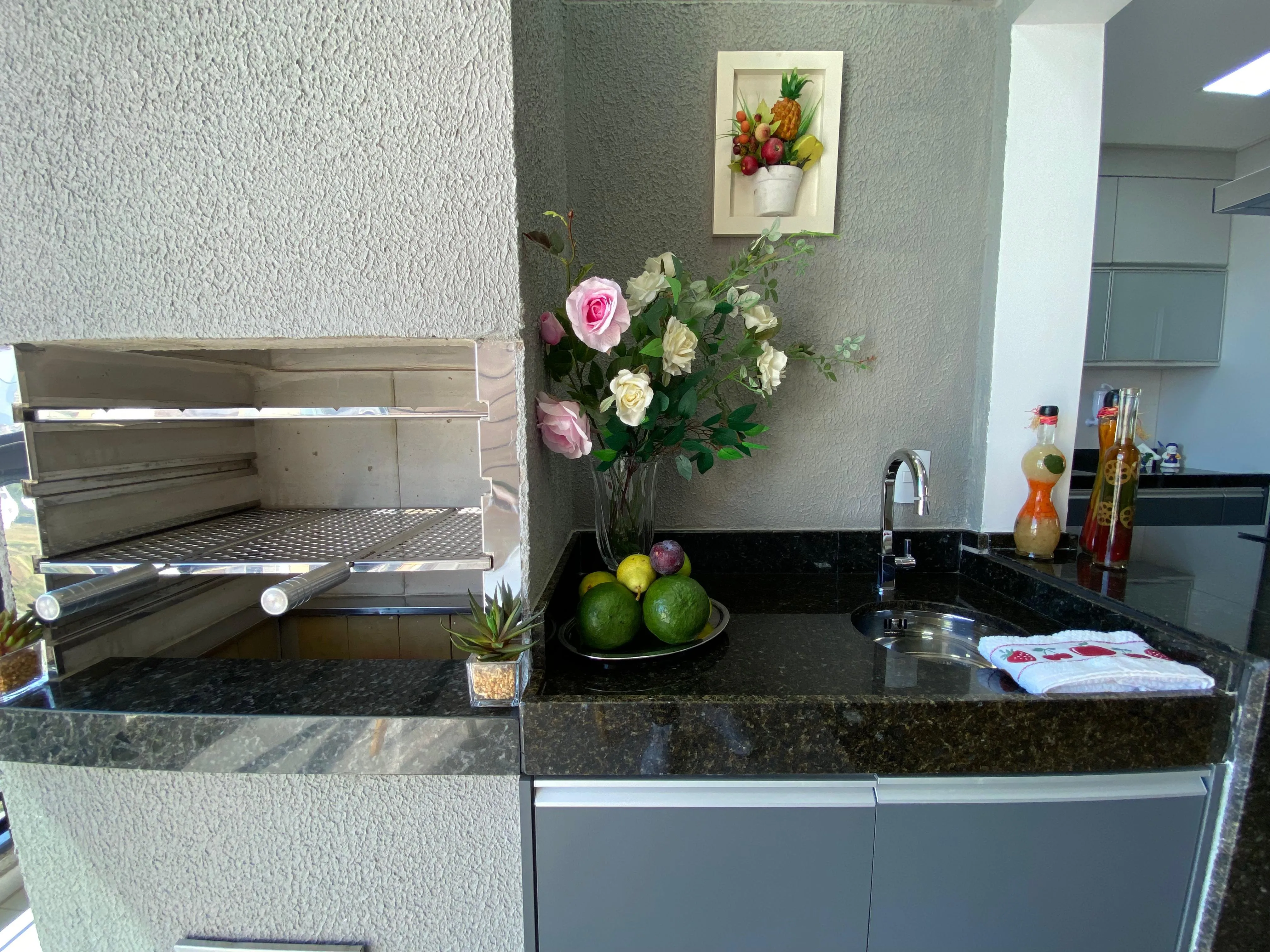 Imagem Luxuoso Duplex de 129m² com Vista Panorâmica em Sorocaba: Três Suítes, Sacada Gourmet e Condomínio de Alto Padrão