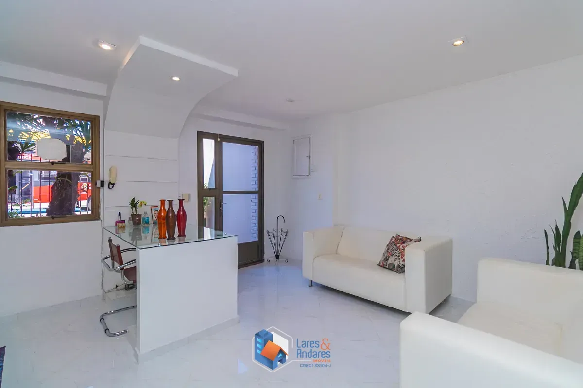 Imagem Casa comercial para venda em Jardim da Glória, 110m²