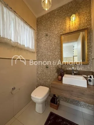Imagem Linda casa com living para 3 ambientes integrados com a área gourmet e piscina, cozinha e lavanderi...