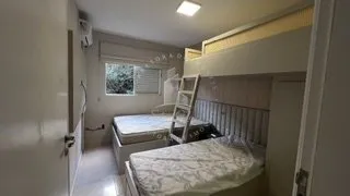 Imagem Apartamento com sofisticação e vista permanente para o oceano no litoral catarinense.