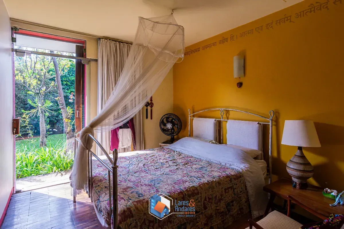 Imagem Casa para venda em Jardim Leonor com 4 quartos, 277m²