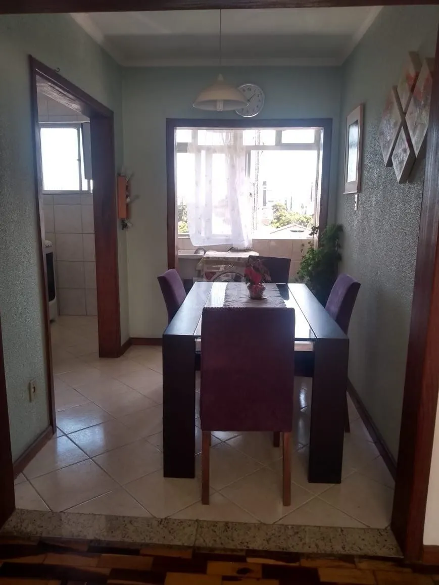 Imagem Apartamento para Venda - 88.61m², 4 dormitórios, 1 vaga - Menino Deus
