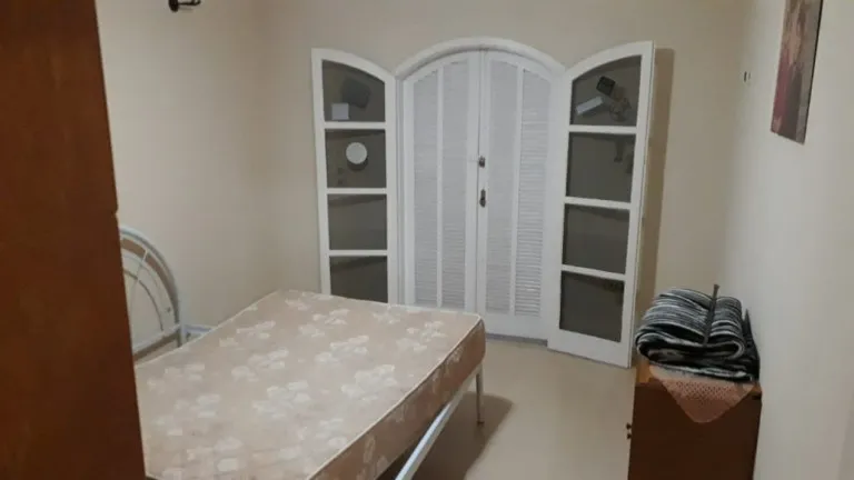 Imagem Sobrado com 4 Quartos à Venda,  em Jardim Stella - Santo André