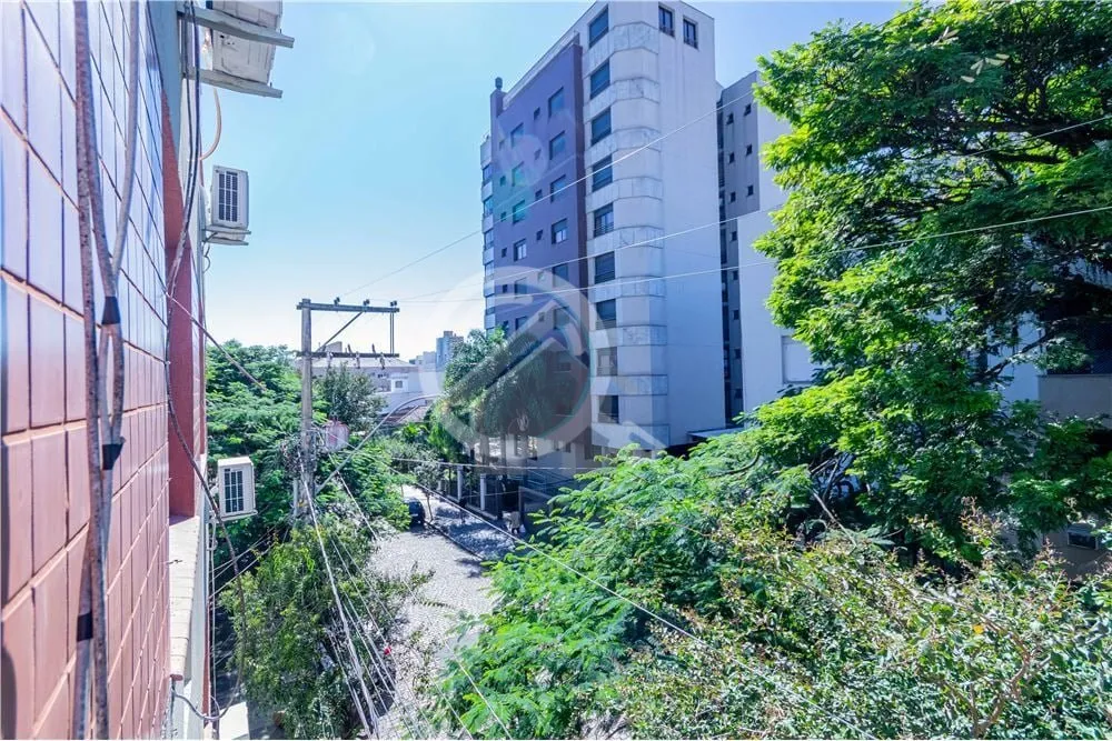 Imagem Encante-se com este Apartamento Ensolarado de 1 Dormitório no Menino Deus. Seja bem-vindo a este en...