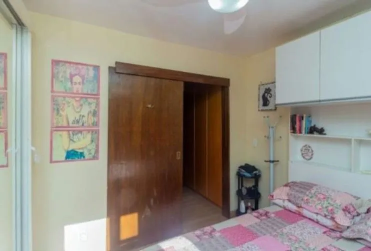Imagem Casa em condomínio 3 dormitórios ´- Bairro Camaquã