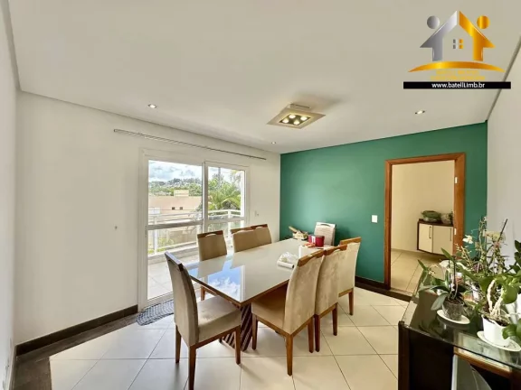 Imagem Casa à venda no condomínio Golf Village na Granja Viana - Batelli Imóveis