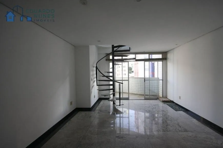 COBERTURA COM 02 QUARTOS NO SANTO ANTÔNIO.