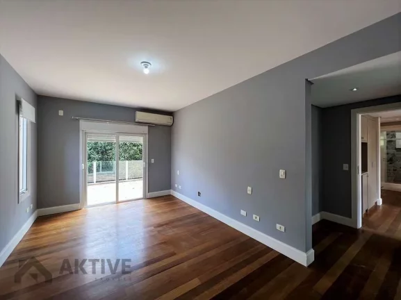 Imagem Casa de Condomínio em Pousada dos Bandeirantes - Carapicuíba