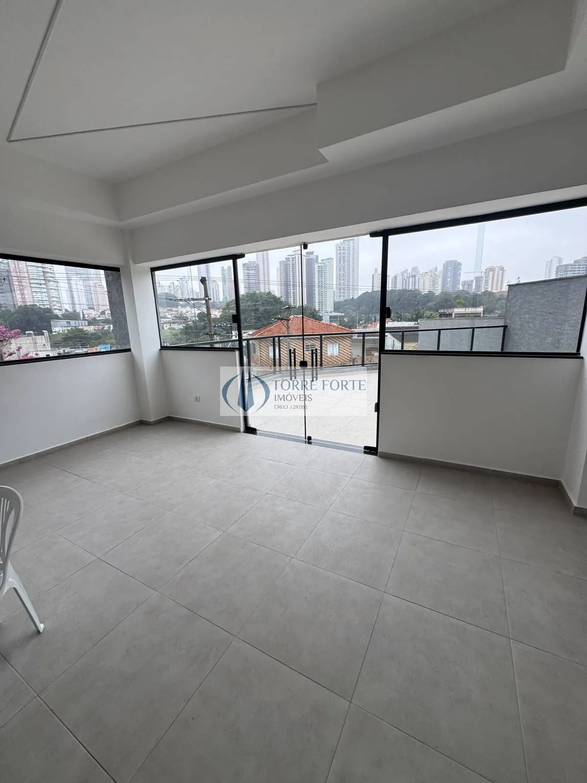 Imagem Lindo Studio com 35m² com vaga de garagem no Jardim Analia Franco.
