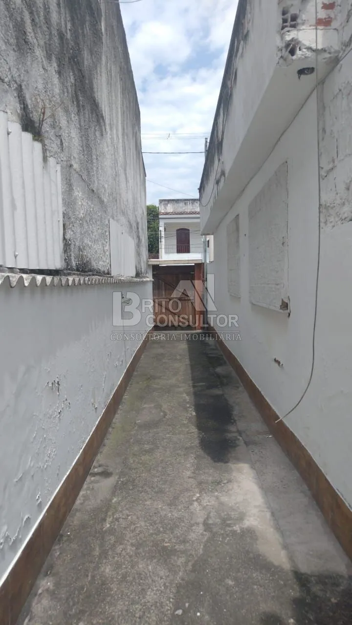 Imagem Casa 2 Quartos à Venda em Trindade | São Gonçalo - 196m² Suíte, Quintal e Terraço