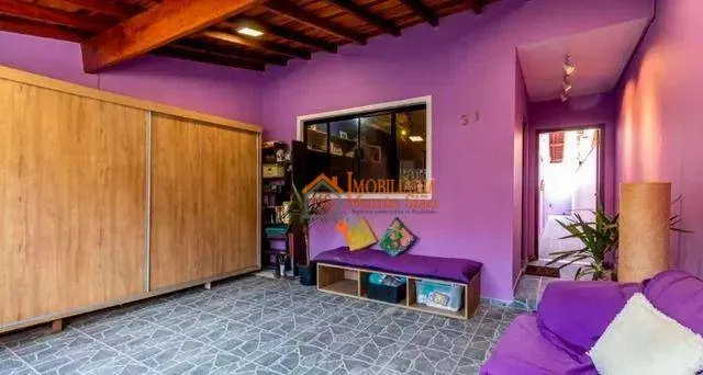 Imagem Casa com 2 dormitórios à venda, 120 m² por R$ 650.000,00 - Parque Renato Maia - Guarulhos/SP