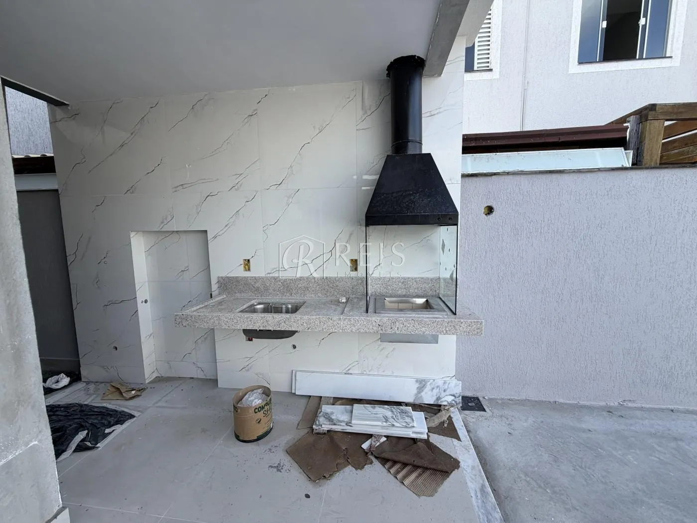 Imagem Casa para Venda em Rio das Ostras, Jardim Mariléa, 3 dormitórios, 2 suítes, 3 banheiros, 2 vagas