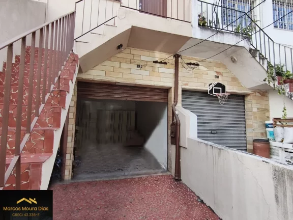 Imagem Casa Sobrado próxima a Estação de Metrô Vila Madalena com 2 Dormitórios e 2 Vagas