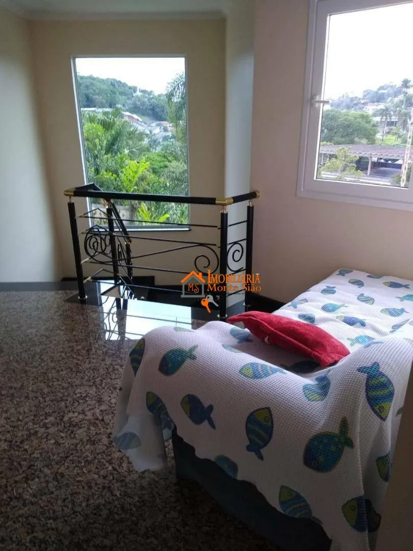 Imagem Casa com 5 dormitórios à venda, 570 m² por R$ 2.950.000,00 - Caputera - Arujá/SP