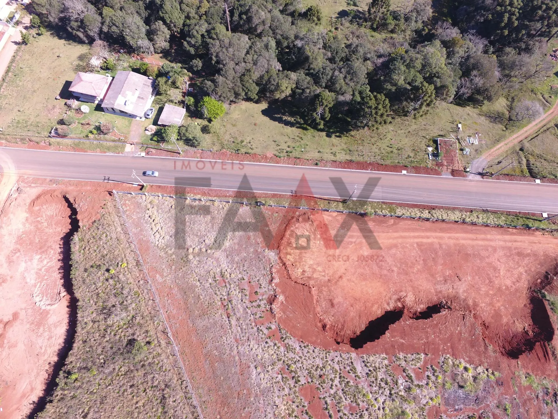 Imagem Terreno Comercial na entrada do Bairru das Cerejeiras