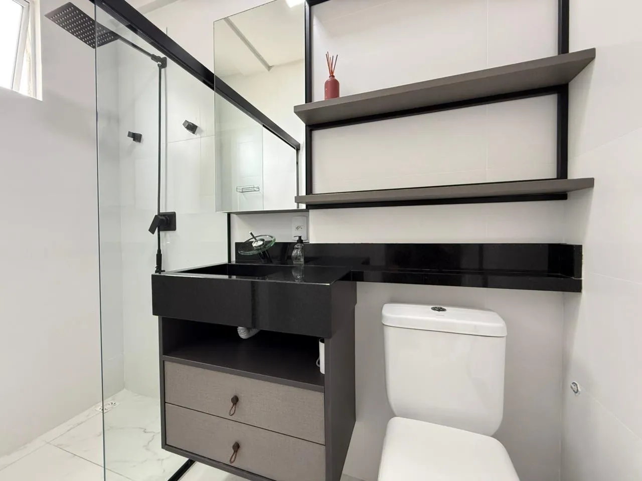 Imagem Apartamento à venda com 131m2 por R$ 2.800.000,00