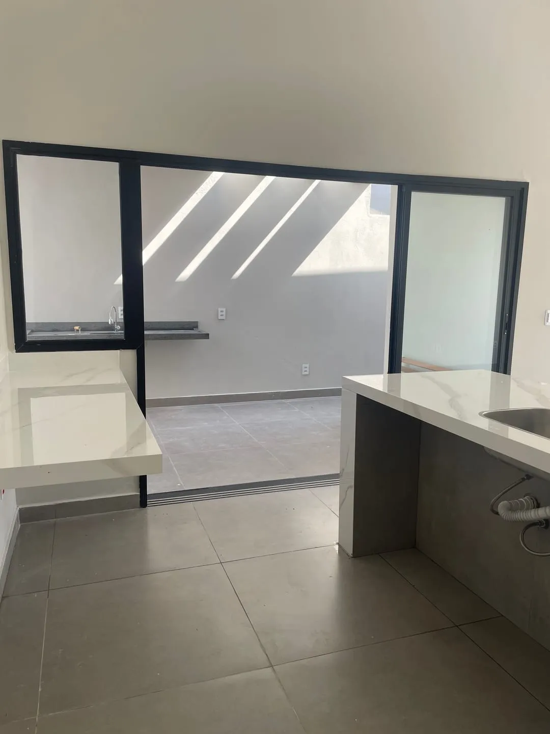 Imagem Casa à venda 3 Quartos, 1 Suite, 2 Vagas, 175M², Loteamento Residencial e Comercial Flamboyant, Pindamonhangaba - SP