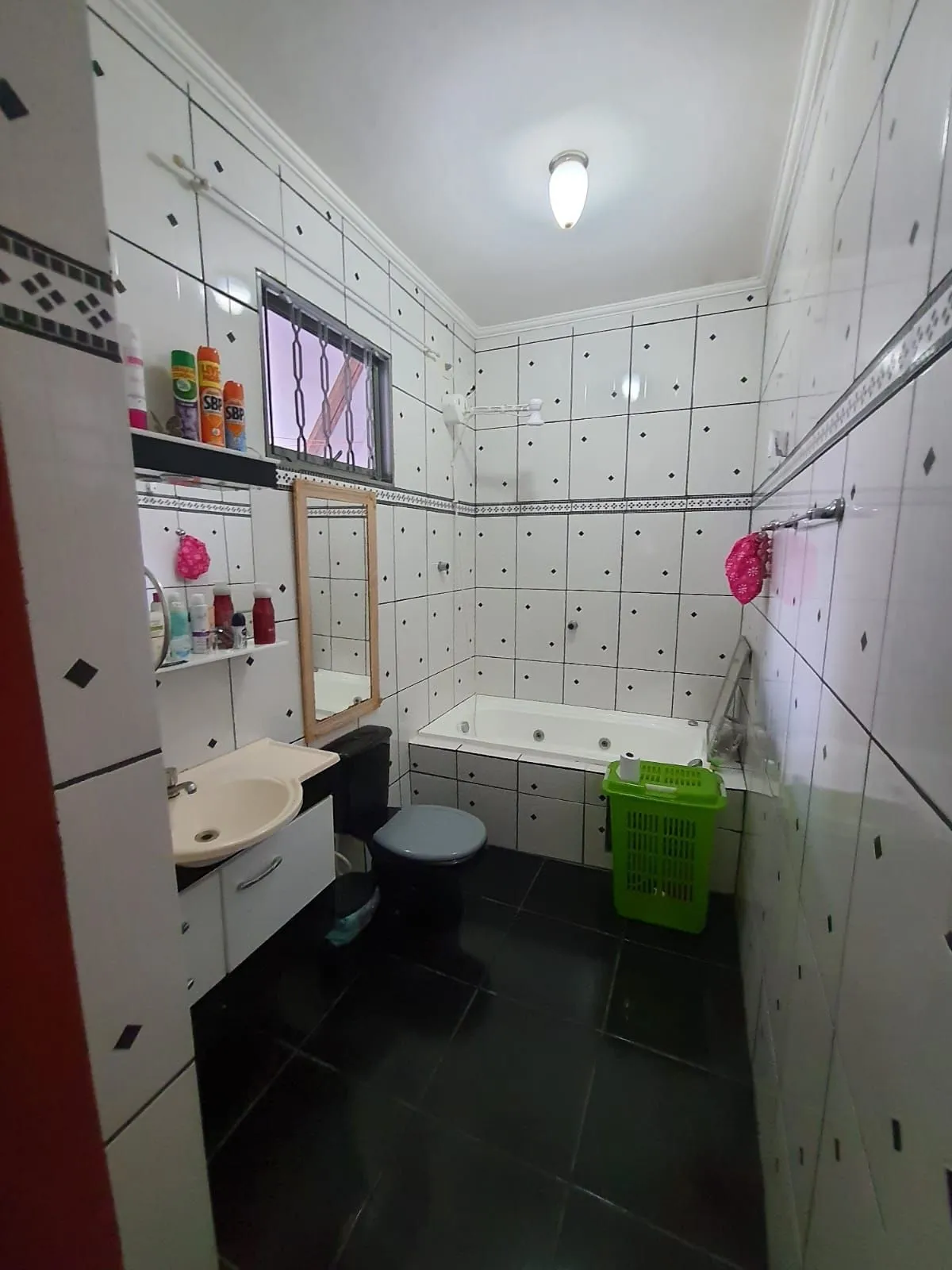 Imagem Casa à venda 2 Quartos, 1 Suite, 2 Vagas, 125M², Mombaça, Pindamonhangaba - SP