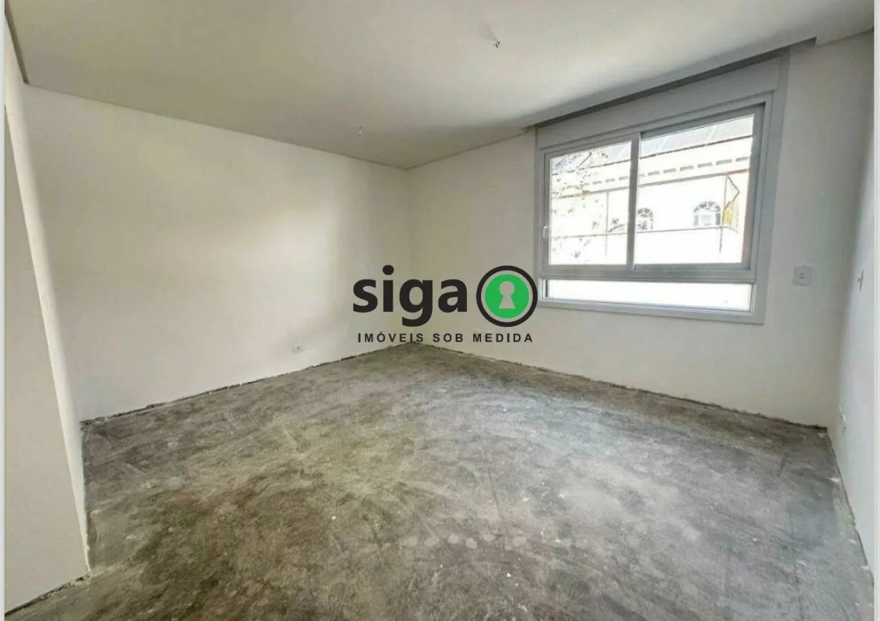 Imagem Casa em Condomínio Fechado à venda no Alto da Boa Vista com 4 Suítes e 4 Vagas - São Paulo