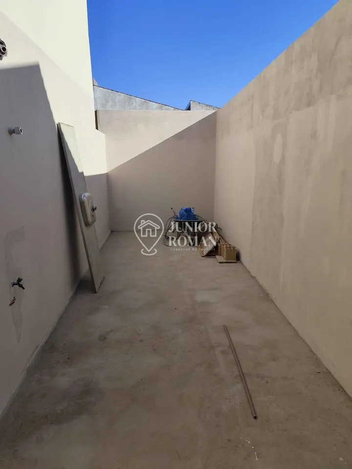 Imagem SOBRADO 3 DORM NO CENTRO DE BARREIRAS/BA