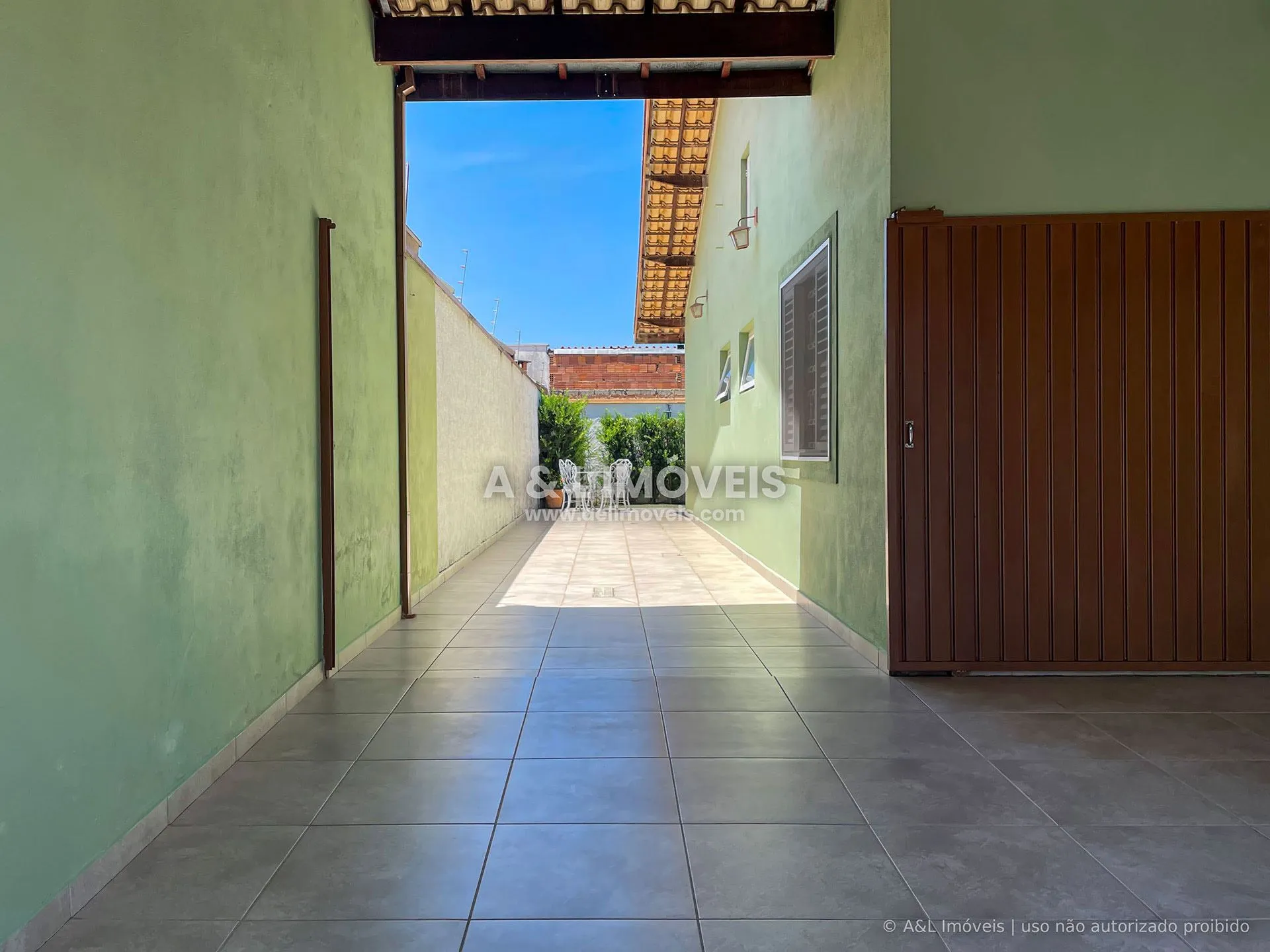 Imagem Casa com 2 dormitórios e 5 vagas no Benvirá, em Tremembé