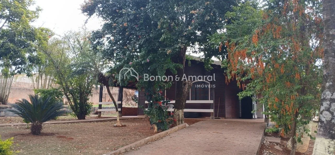 Imagem Espaço amplo com duas casas e lazer completo