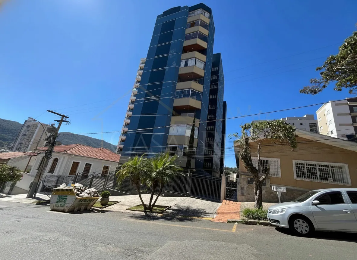 Imagem Apartamento 4 quartos à venda em Centro, Poços de Caldas