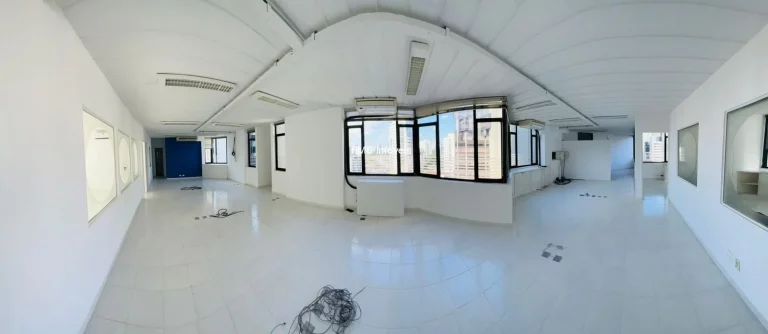Imagem Conjunto comercial com 220m² para locação próximo a Berrini.