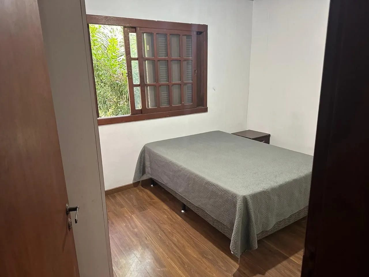 Imagem Casa com 03 quartos e 02 vagas de garagem