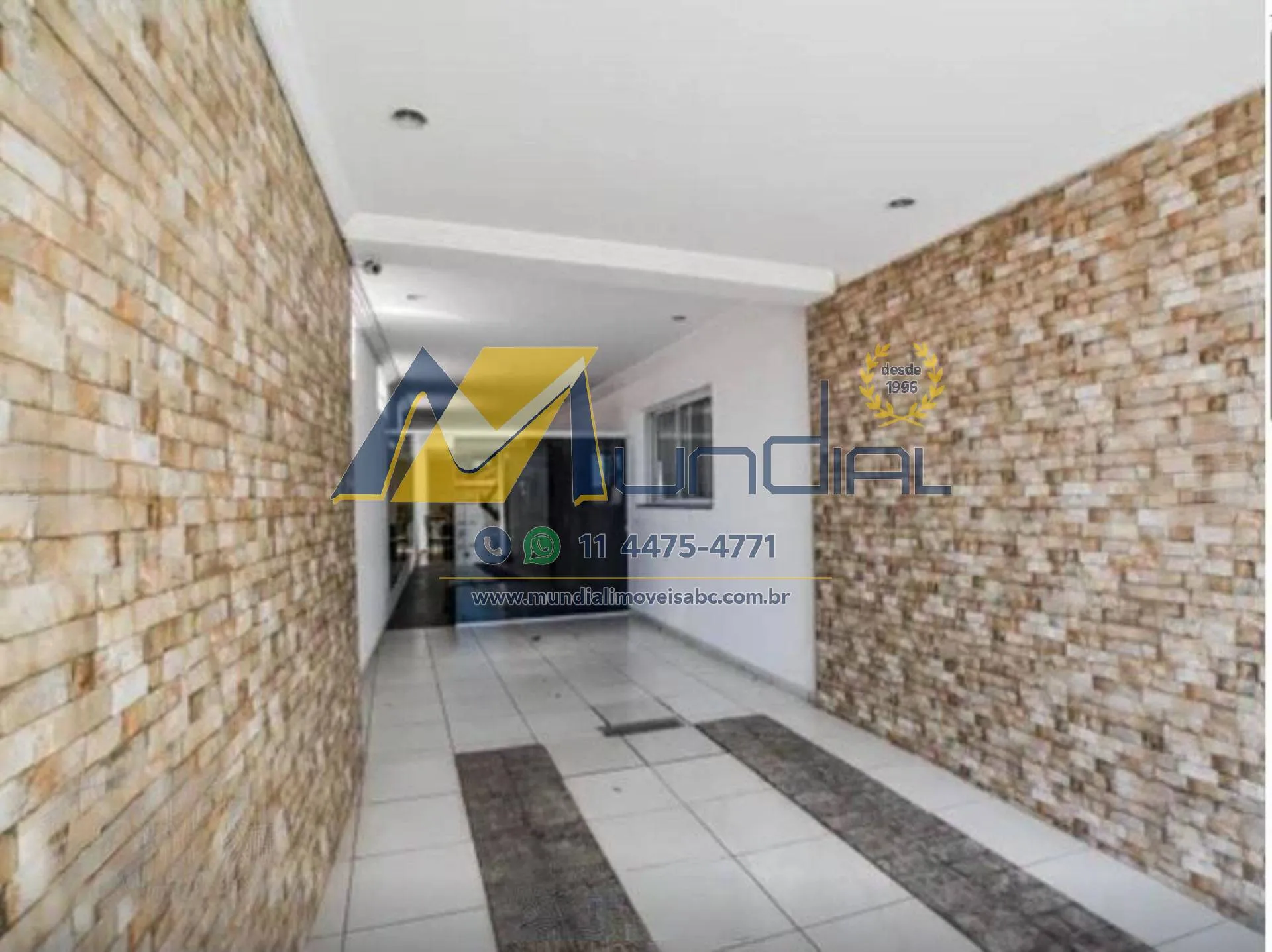 Imagem CASA ESPAÇOSA À VENDA NA VILA ALTO DE SANTO ANDRÉ