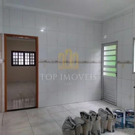 Imagem Excelente casa de 4 dormitórios sendo 1 suíte no Jardim Satélite