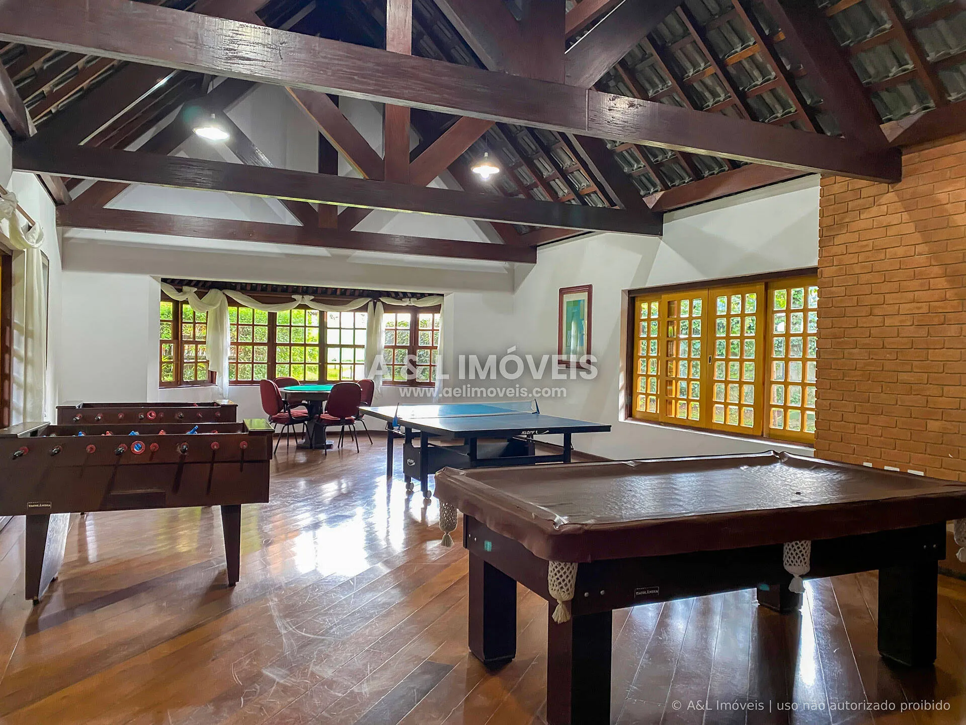 Imagem Apartamento no Capivari | 153,54 m² | Lareira | Campos do Jordão