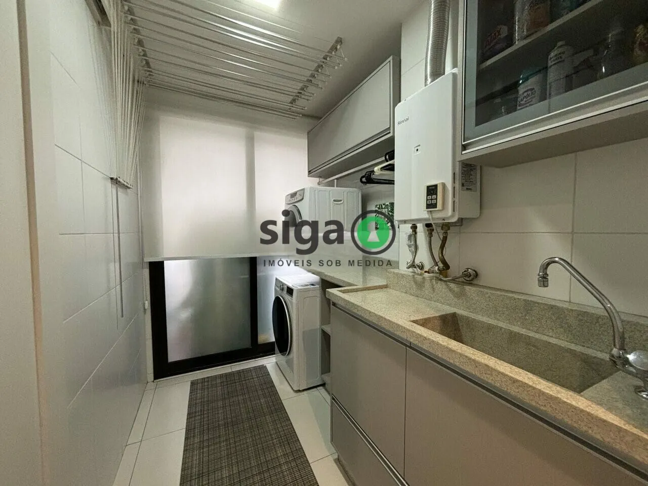 Imagem Apartamento no Campo Belo - 3 Suítes, 147 m², Mobiliado e com Acabamentos de Alto Padrão