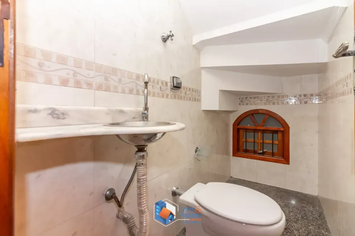Imagem Sobrado para venda em Jardim Avelino com 3 quartos, sendo 1 suíte, 207m²