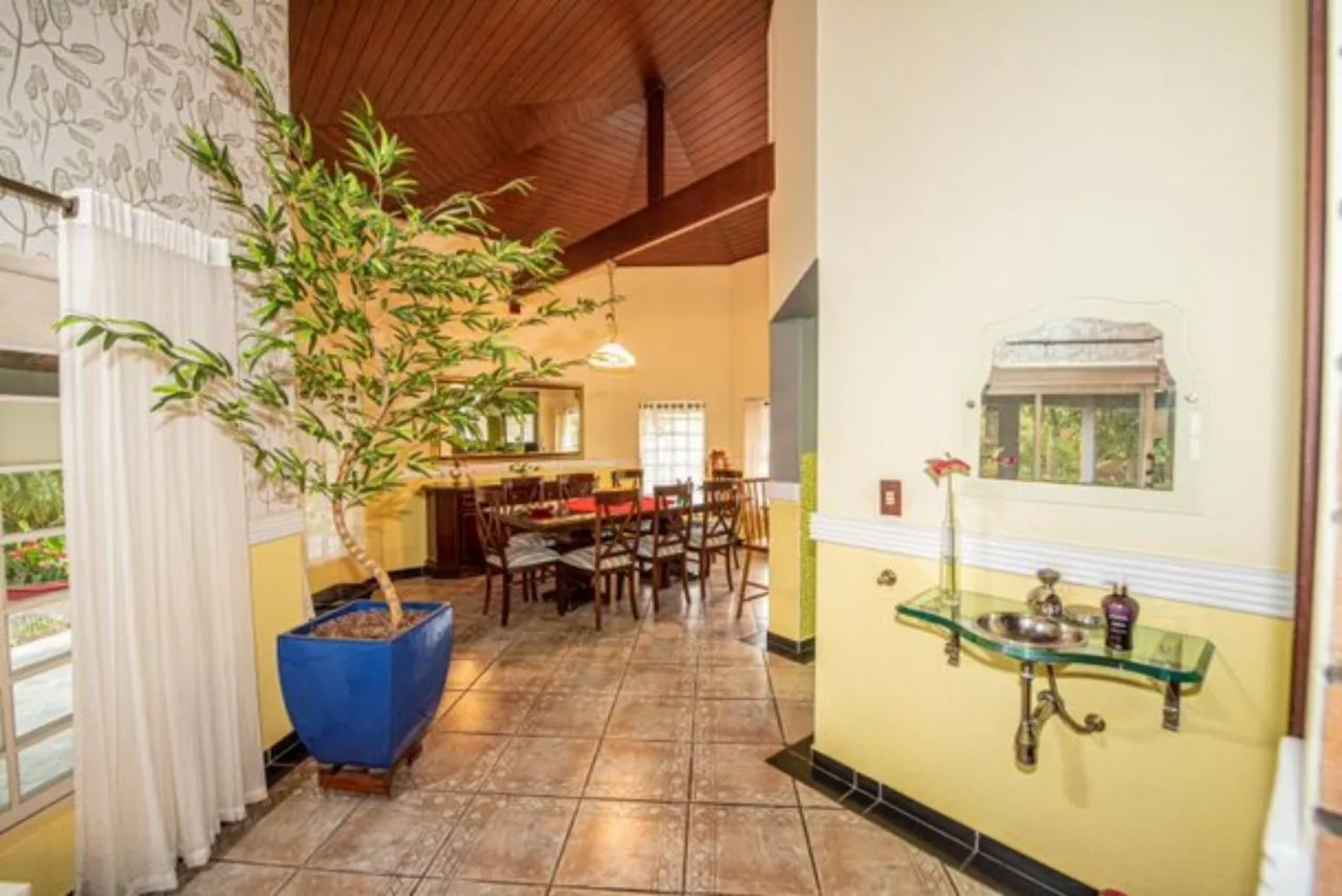 Imagem Ótima Casa para venda na Aldeia da Serrinha - Próximo a prefeitura
