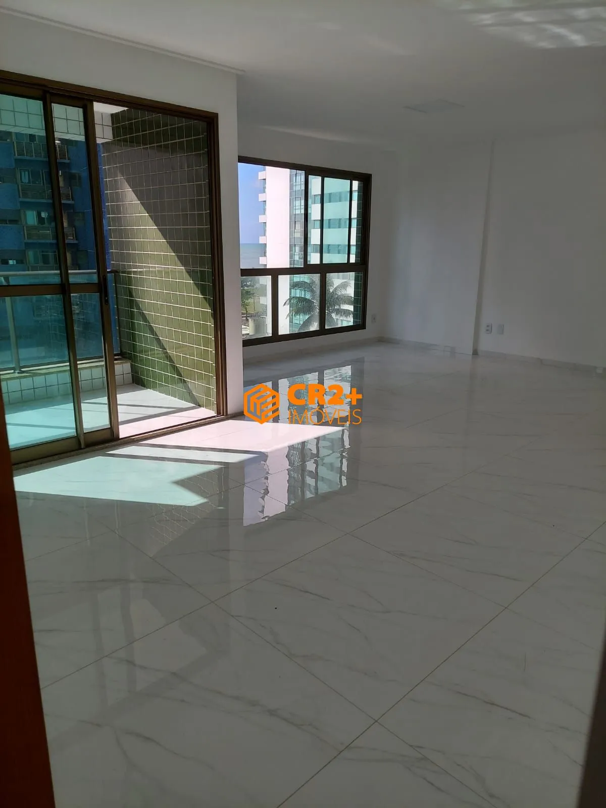 Imagem Vendo apartamento no Pina com 126 m², com 3 quartos. Lazer e boa localização.