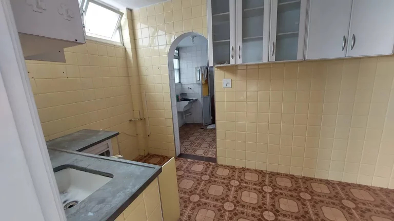Imagem Apartamento com 2 Quartos e 2 banheiros à Venda, 82 m² por R$ 390.000,00