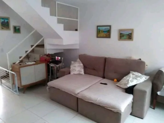 Imagem Casa de Condomínio com 2 Quartos à Venda, 78 m² em Araras - Teresópolis