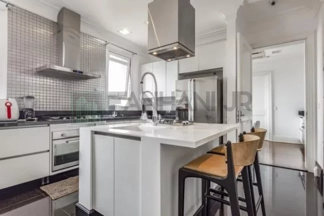 Imagem Descubra o seu novo lar neste incrível apartamento, repleto de uma arquitetura sofisticada que irá encantar você! Aqui, os tons neutros foram meticulo