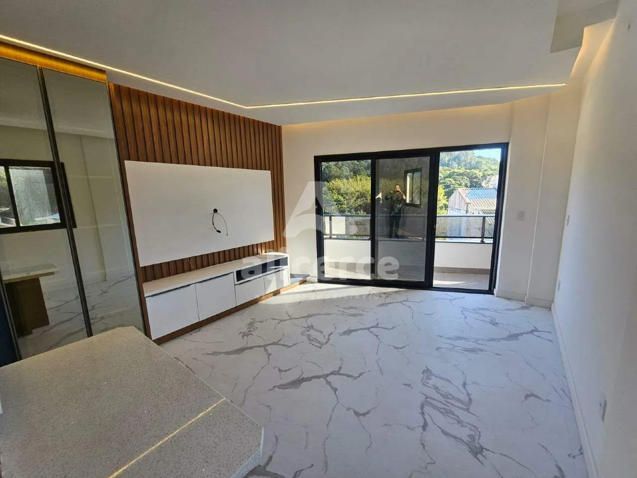 Imagem Apartamento à venda com 2 quartos , 58m² em Praia Grande Governador Celso Ramos
